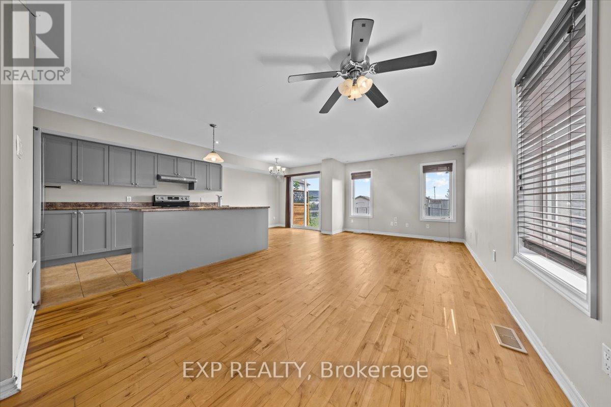 12 John Findlay Terrace, Arnprior, ON - Indoor