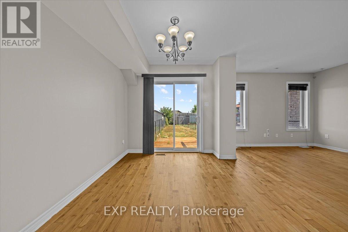 12 John Findlay Terrace, Arnprior, ON - Indoor Photo Showing Other Room