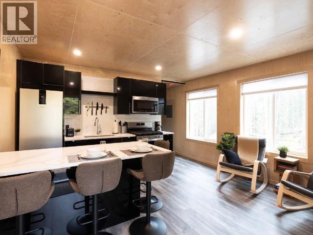 1947 Blubber Bay Rd, Texada Island, BC