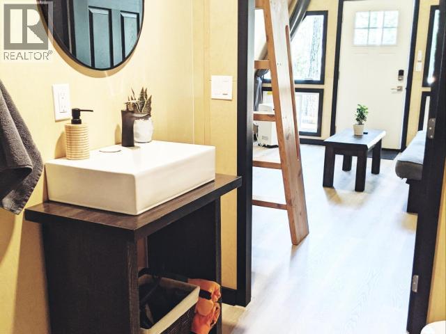 1947 Blubber Bay Rd, Texada Island, BC