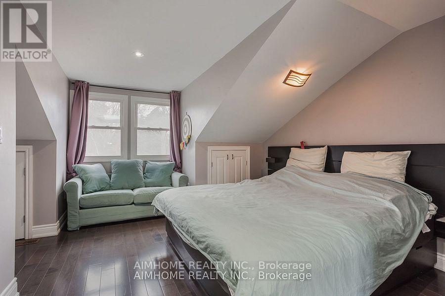 Th#2 - 360 R Dundas Street E, Toronto, ON - Indoor Photo Showing Bedroom