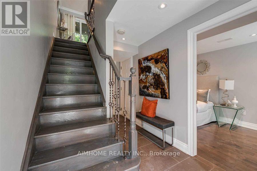 Th#2 - 360 R Dundas Street E, Toronto, ON - Indoor Photo Showing Other Room