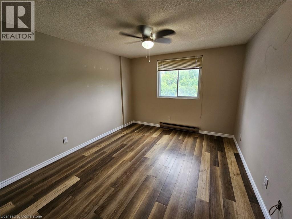 4 Avalon Place Unit# 102, Kitchener, ON - Indoor Photo Showing Other Room