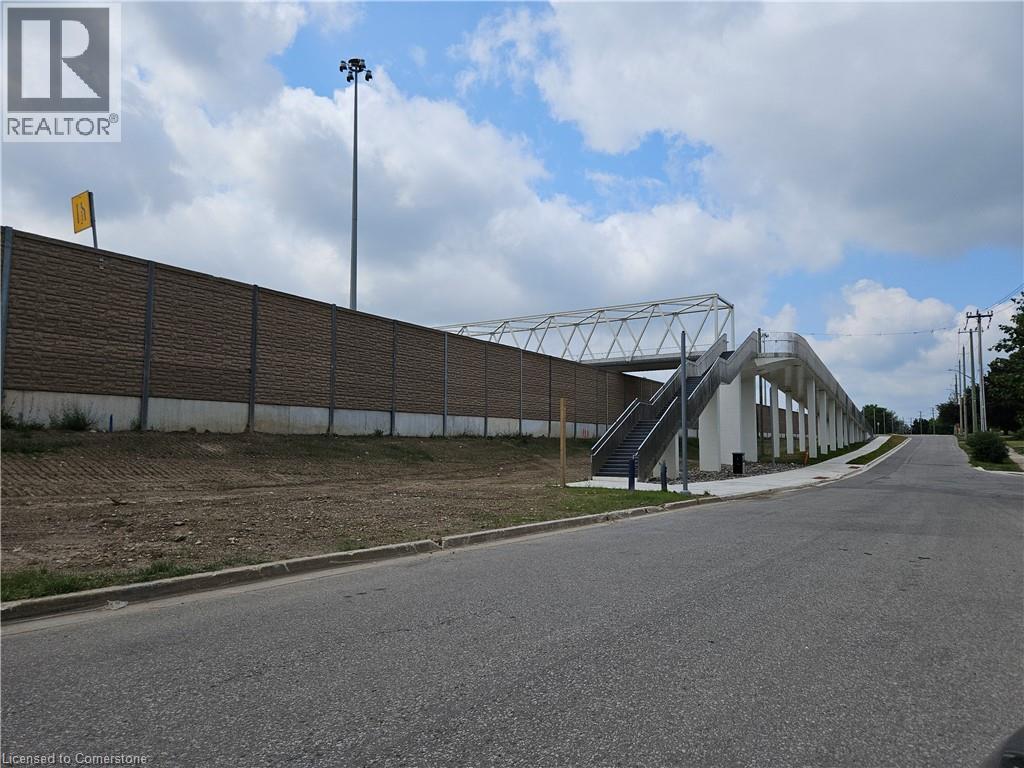 foot bridge from Avalon over the expressway to shopping - 4 Avalon Place Unit# 102, Kitchener, ON - Outdoor