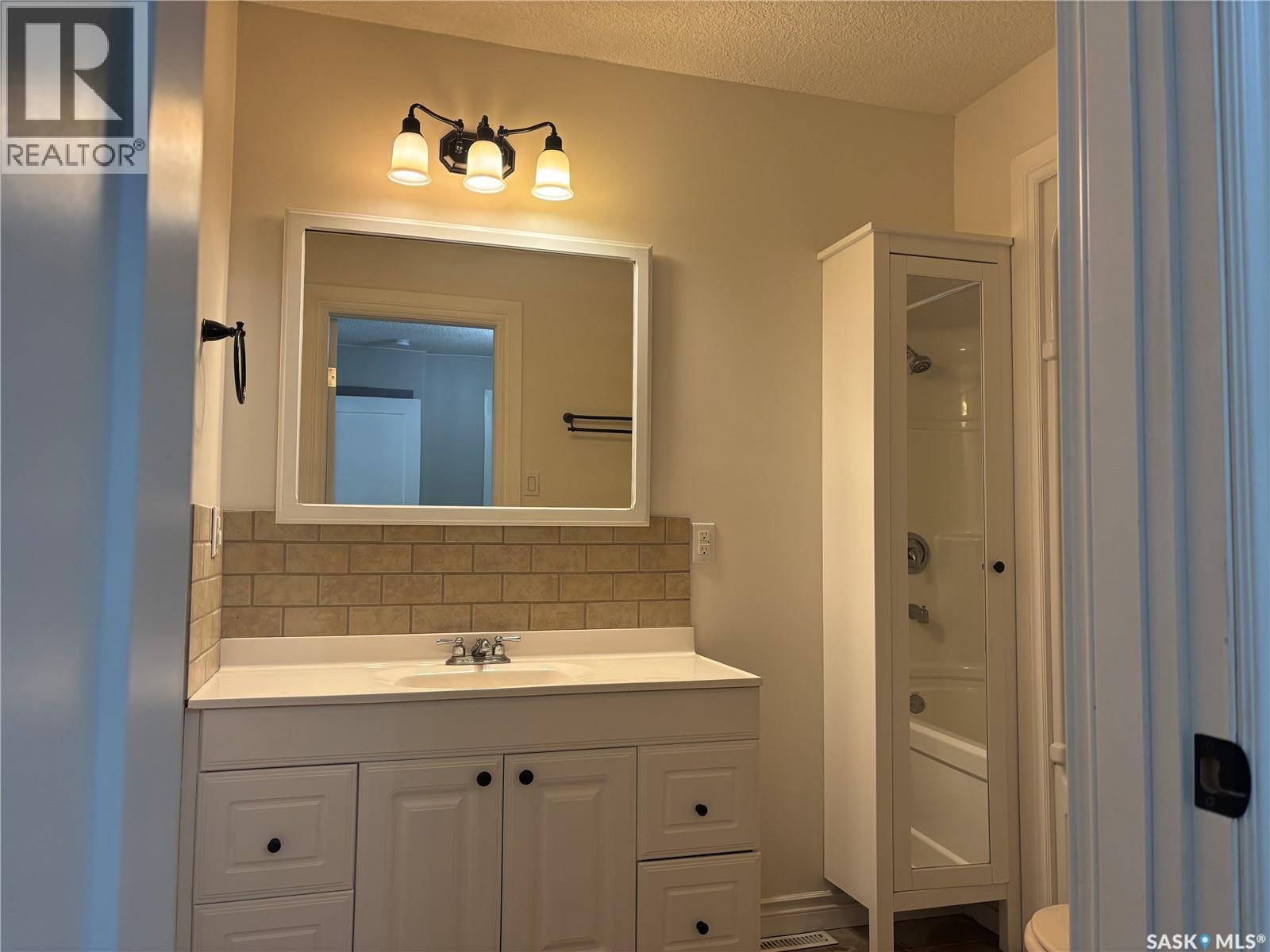 Siklenka Homestead, Parkdale Rm No. 498, SK - Indoor Photo Showing Bathroom