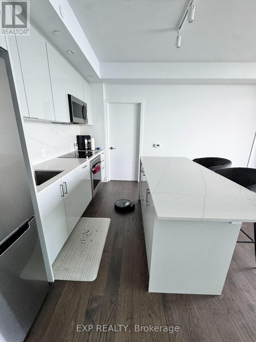 2607 - 1928 Lakeshore Boulevard W, Toronto, ON - Indoor Photo Showing Kitchen With Double Sink