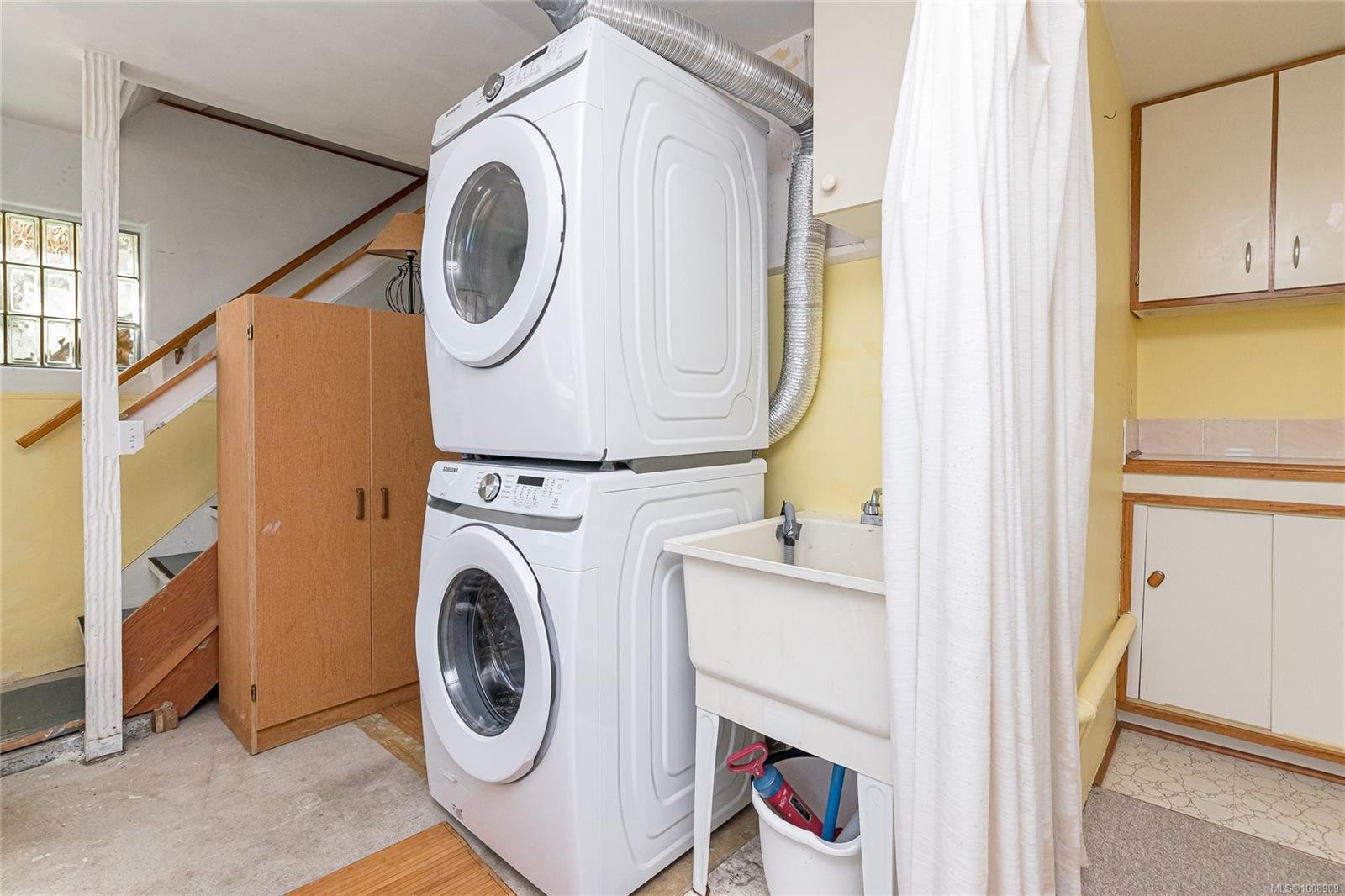 157 Robertson St, Victoria, BC