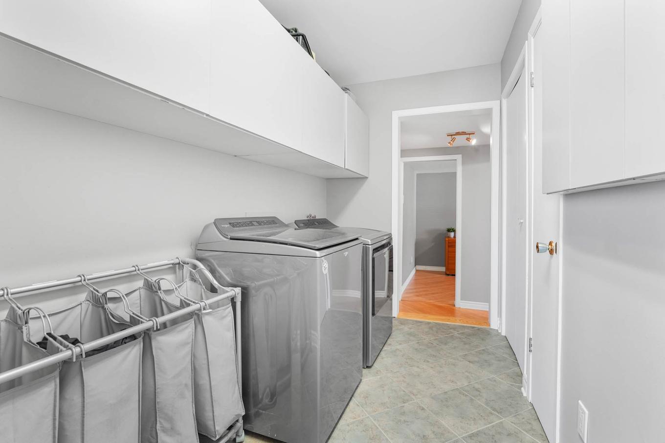 Laundry room - 1058 - 1060 Rue Notre-Dame, Saint-Sulpice, QC - Indoor Photo Showing Laundry Room