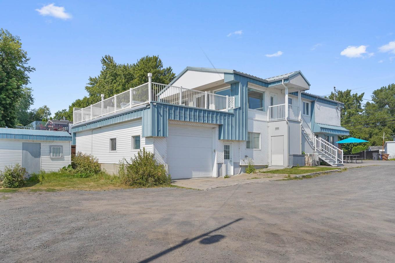 Exterior - 1058 - 1060 Rue Notre-Dame, Saint-Sulpice, QC - Outdoor