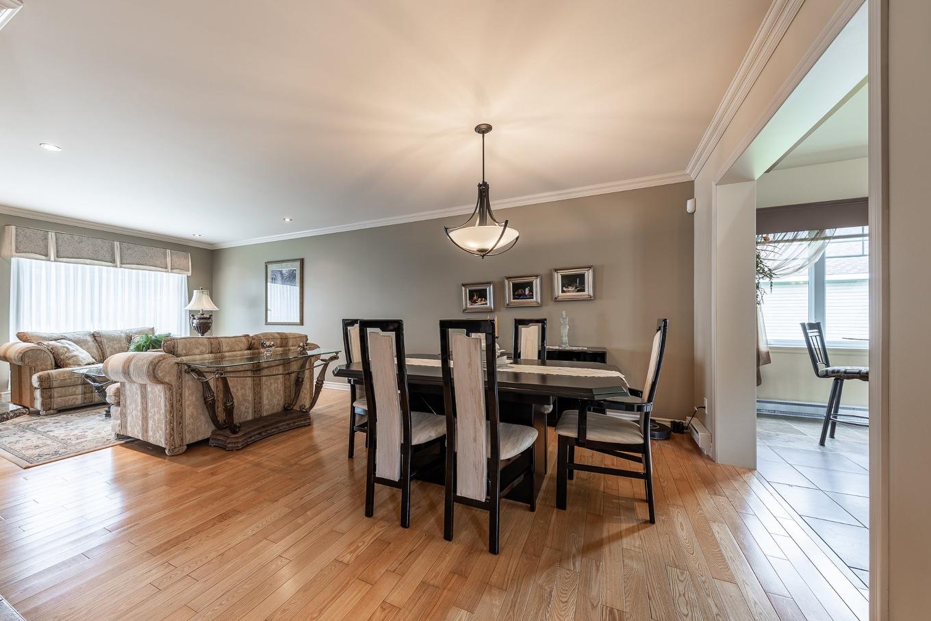 Dining room - 24 Ch. Des Patriotes E., Saint-Jean-Sur-Richelieu, QC - Indoor Photo Showing Other Room