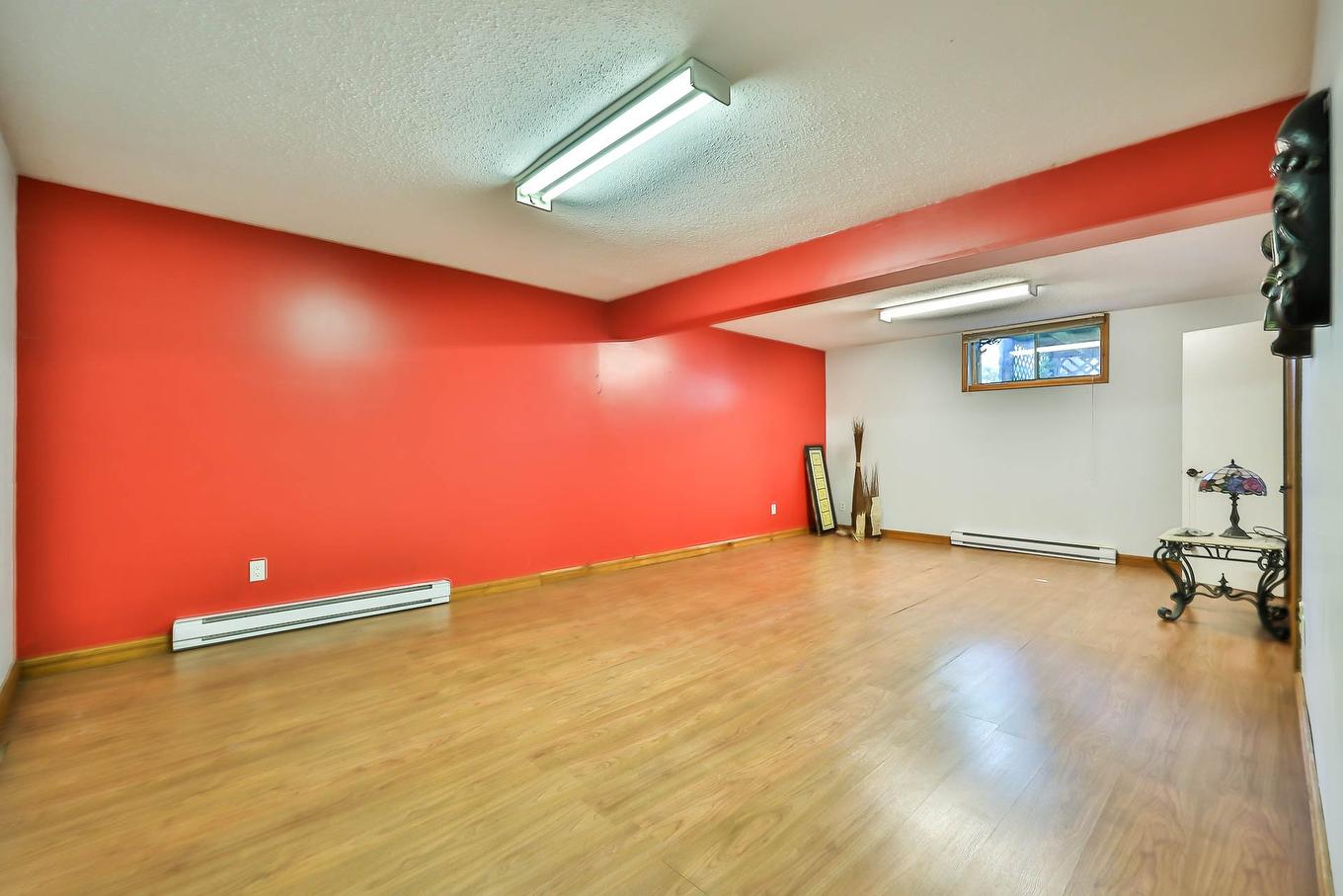 Salle familiale - 2 Rue Diotte, Gatineau (Buckingham), QC - Indoor