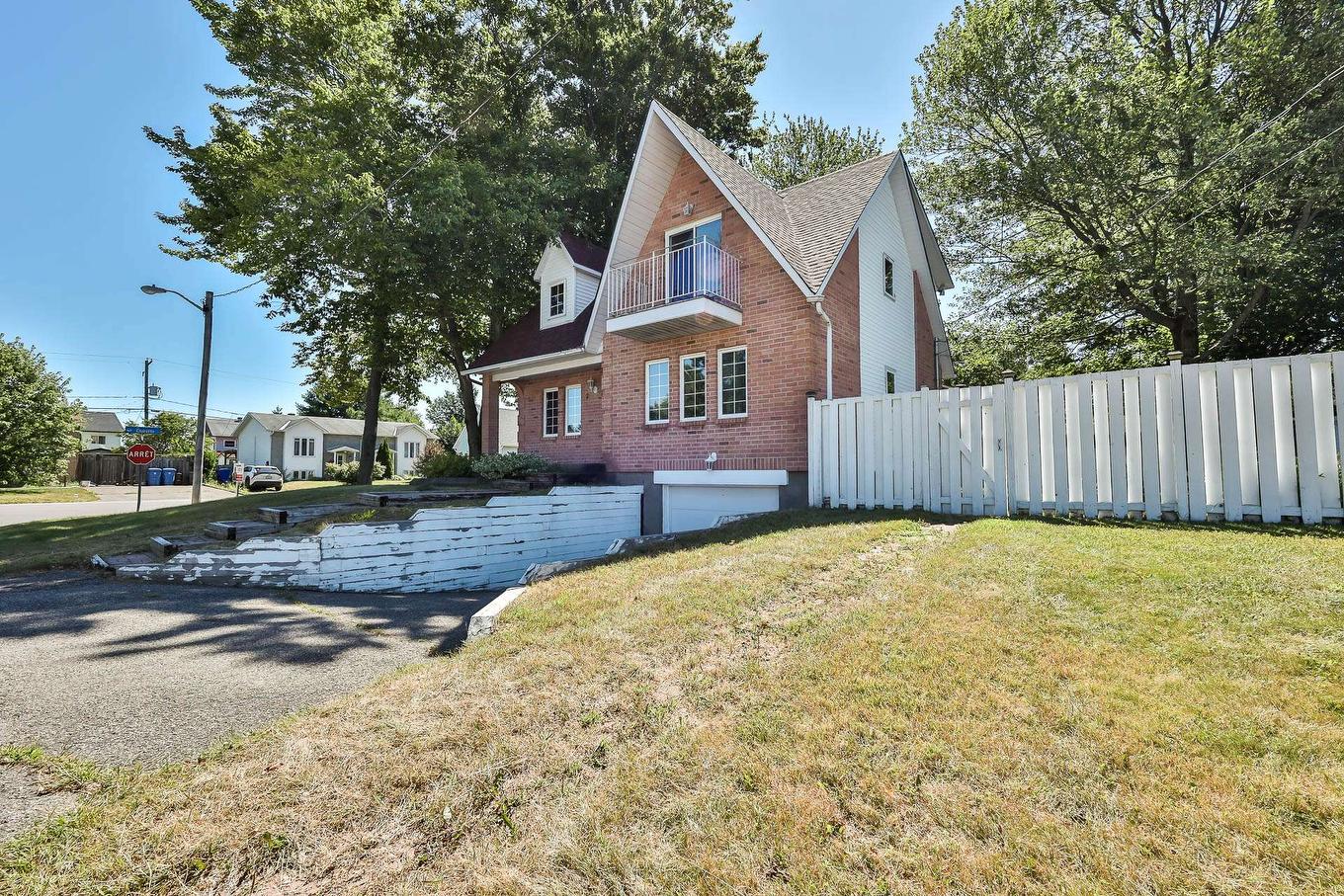 Façade - 2 Rue Diotte, Gatineau (Buckingham), QC - Outdoor