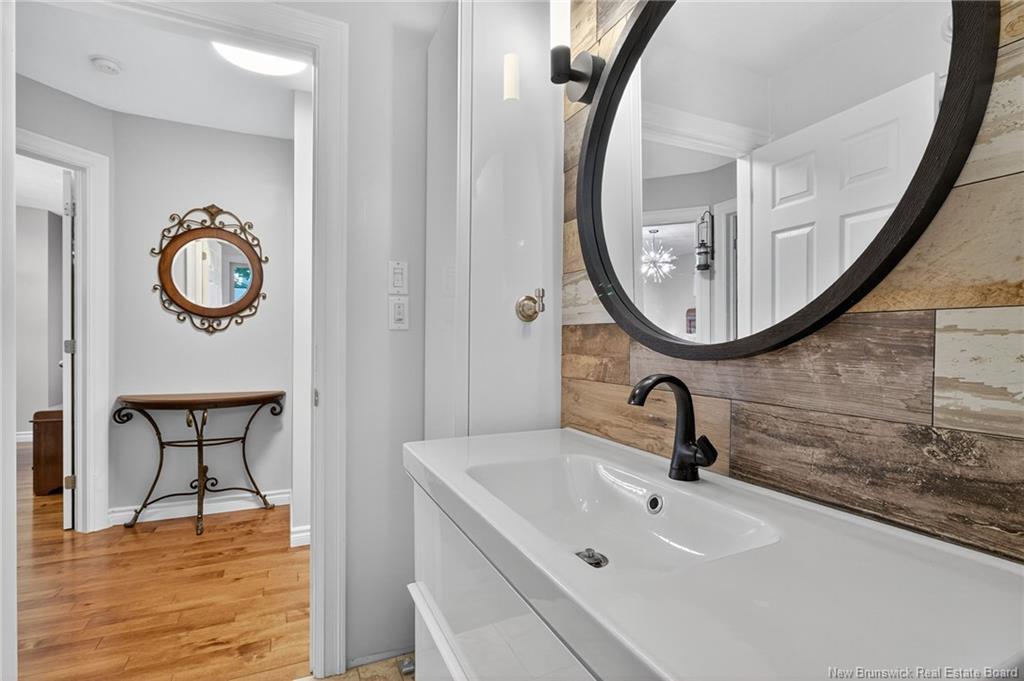 52 Herman, Dieppe, NB