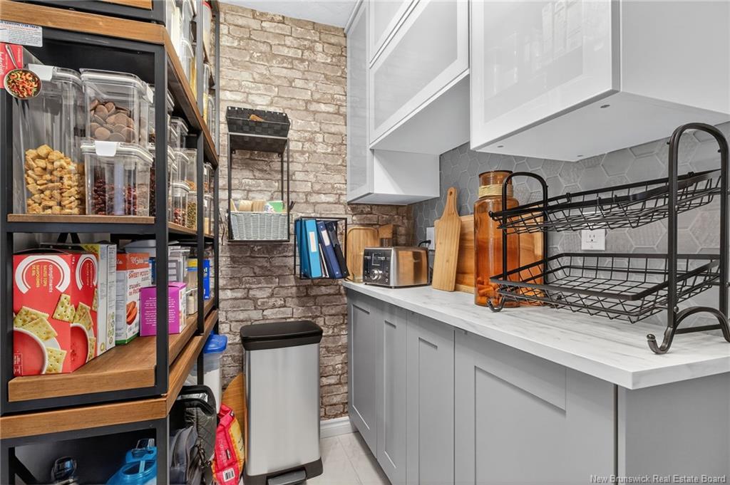 52 Herman, Dieppe, NB