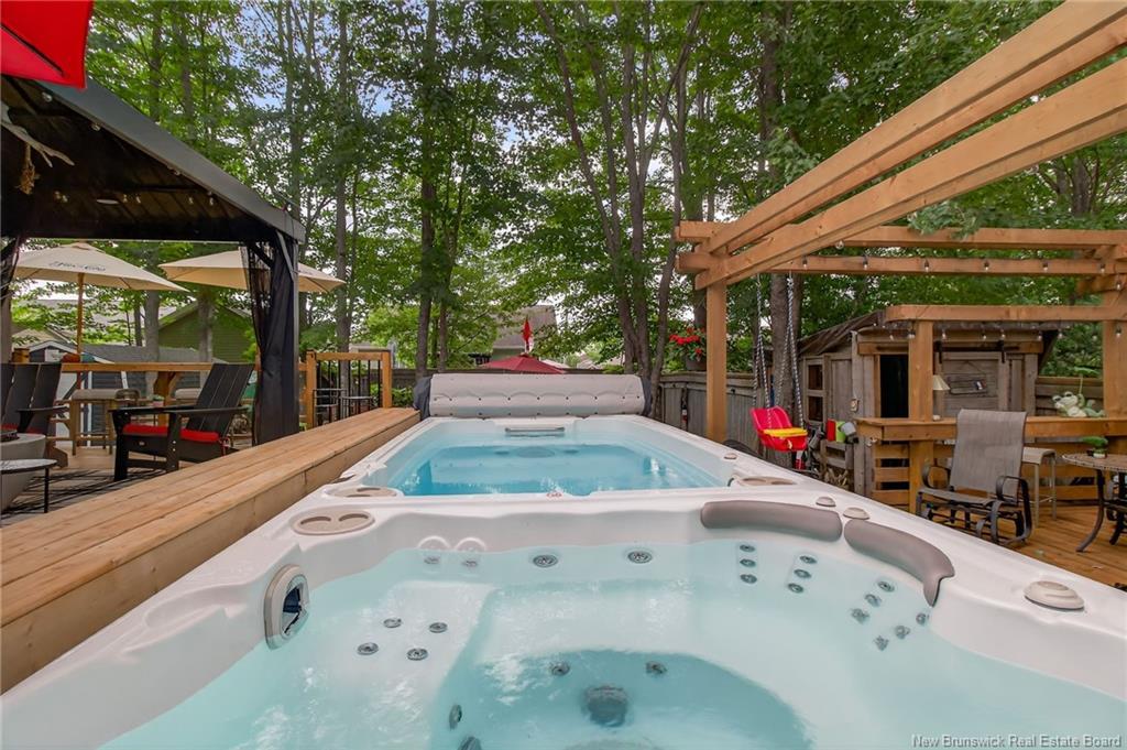 52 Herman, Dieppe, NB