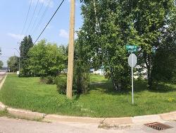 221 Florence Street Dryden, ON P8N 2S1