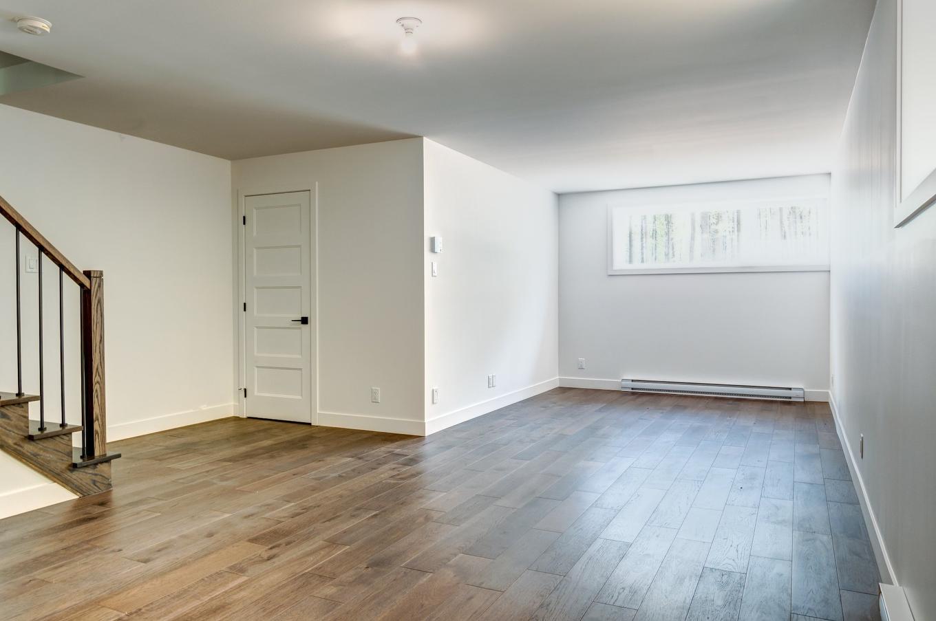 Salon - 6027 Rue De La Rochelle, Sorel-Tracy, QC - Indoor Photo Showing Other Room