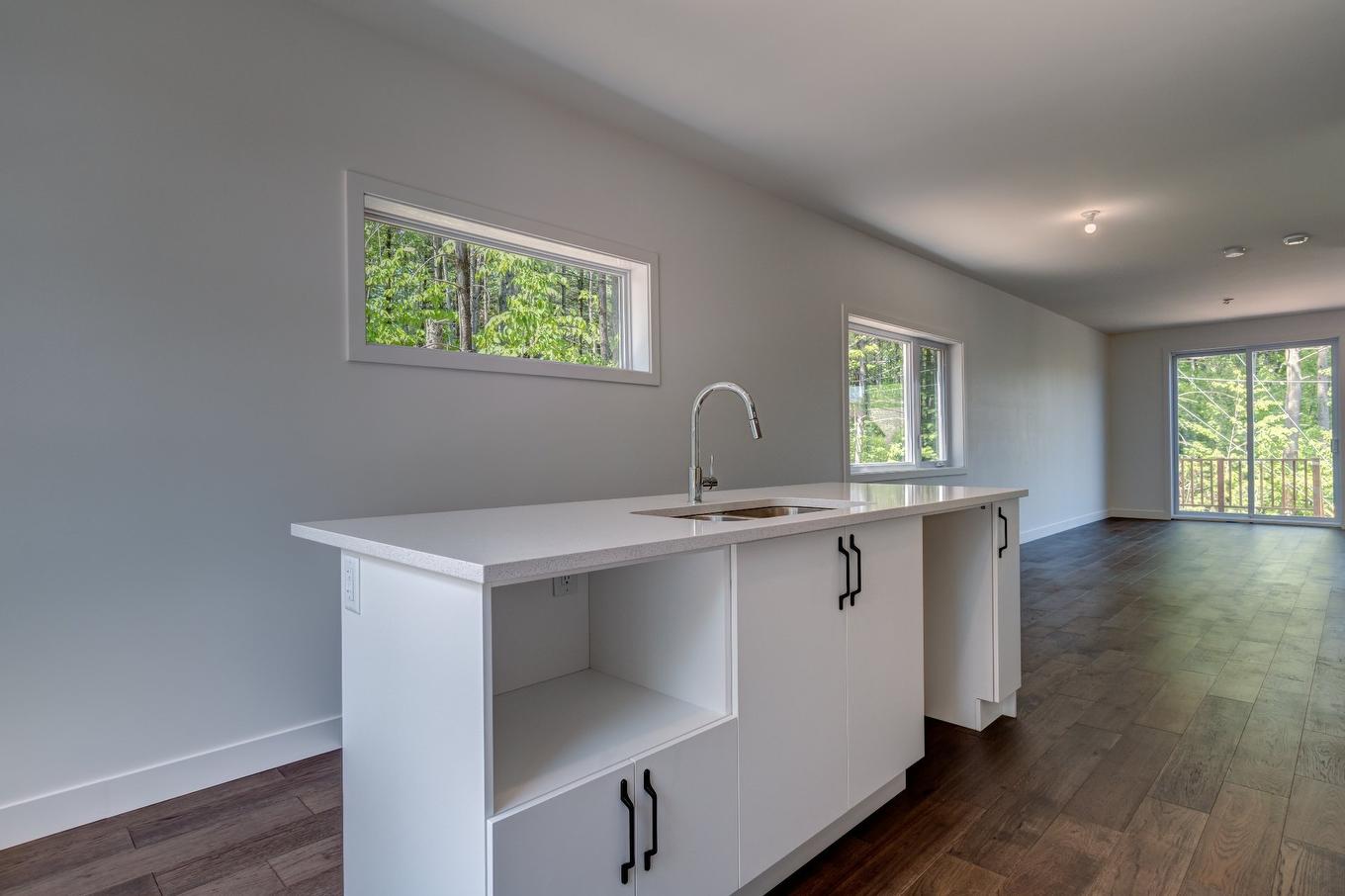 Cuisine - 6027 Rue De La Rochelle, Sorel-Tracy, QC - Indoor Photo Showing Kitchen