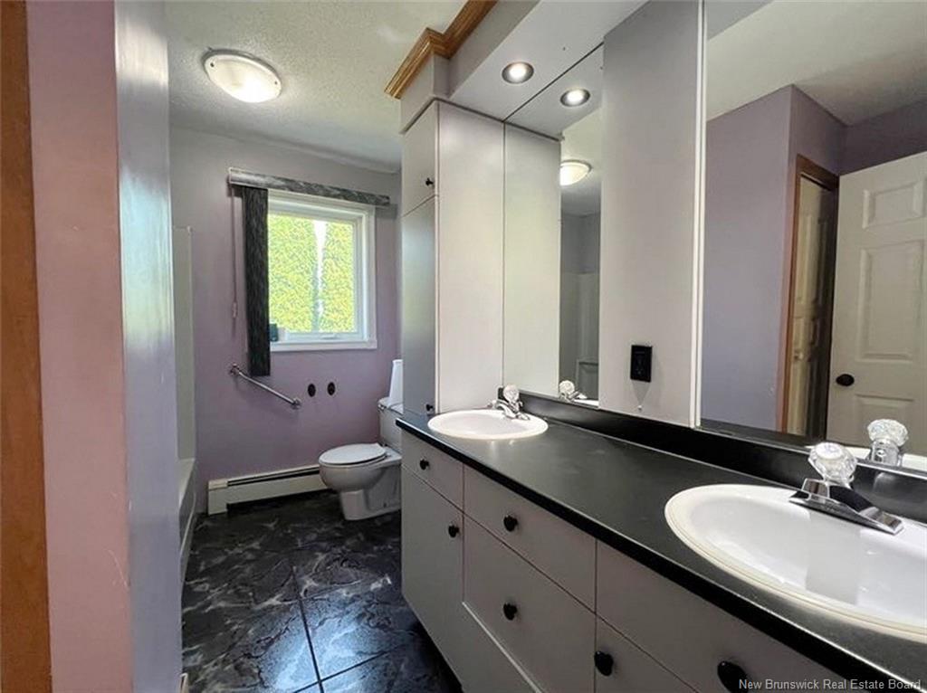 1169 St-Francois St, Edmundston, NB