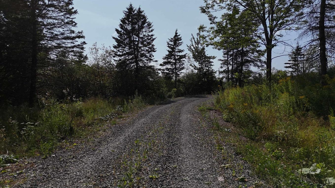 23-1 105 Highway, Baddeck Inlet, NS