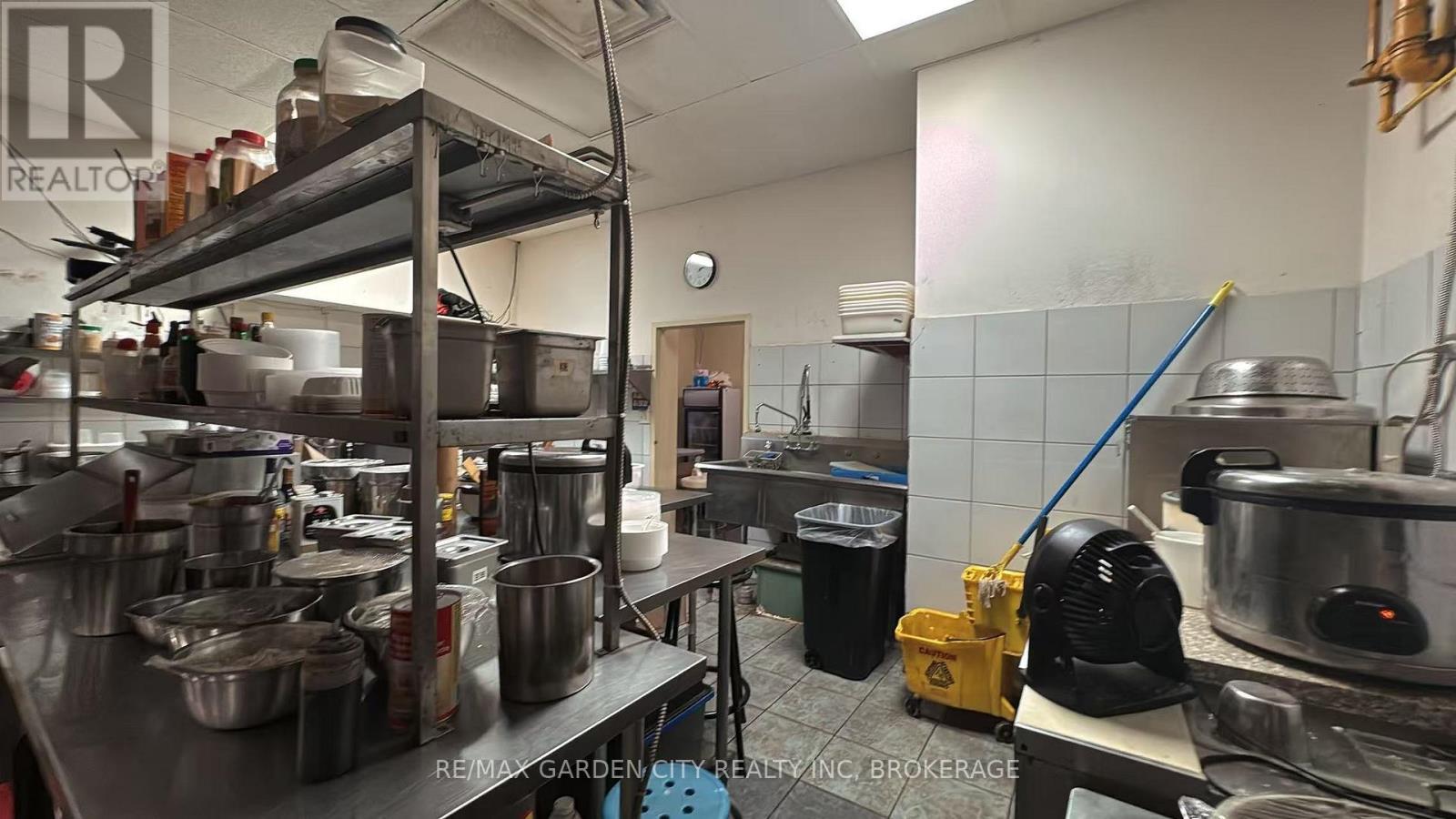 7 - 100 Fourth Avenue, St. Catharines (Ridley), ON