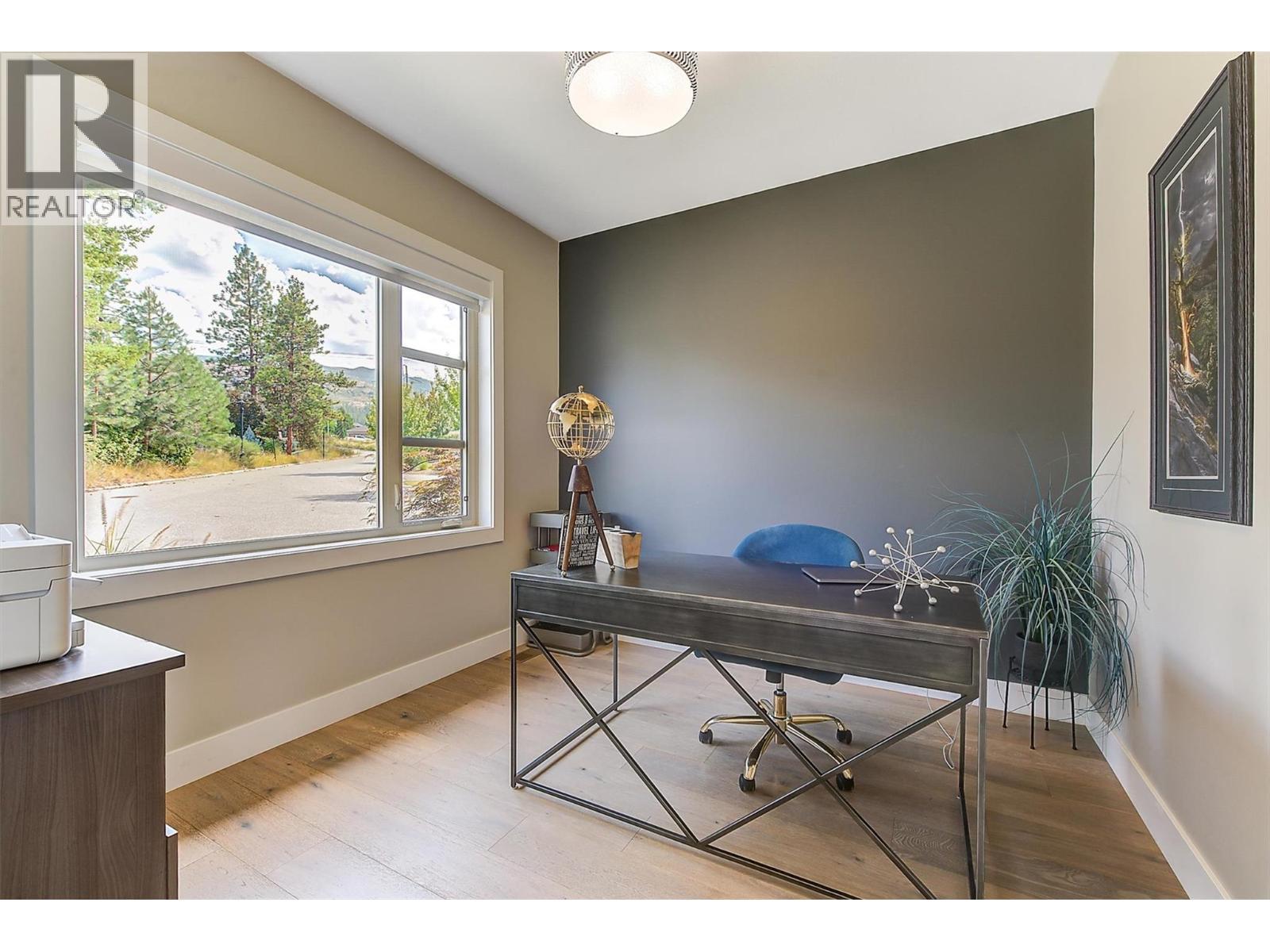 514 Quartz Crescent Unit# 6, Kelowna, BC - Indoor Photo Showing Office