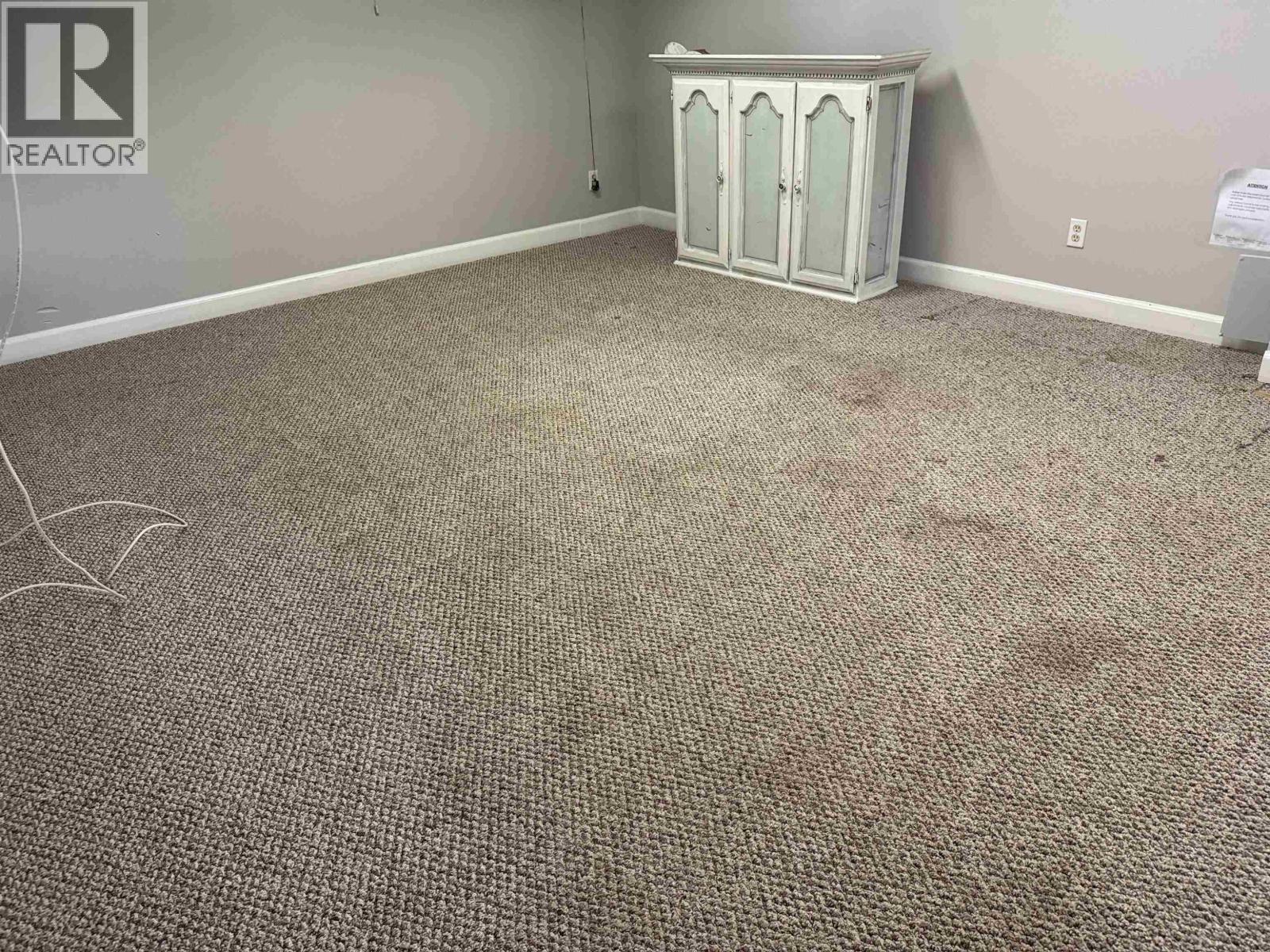 40 Mcintyre Drive, Mackenzie, BC - Indoor Photo Showing Other Room