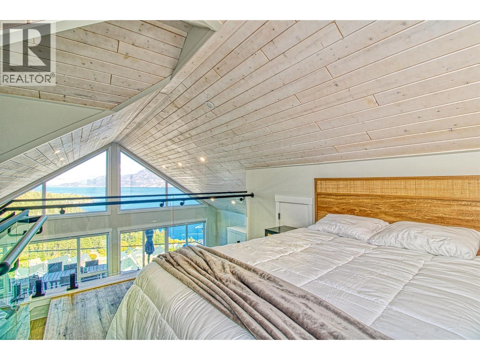 Loft bed - 6725 La Palma Loop Unit# 243, Kelowna, BC - Indoor Photo Showing Bedroom