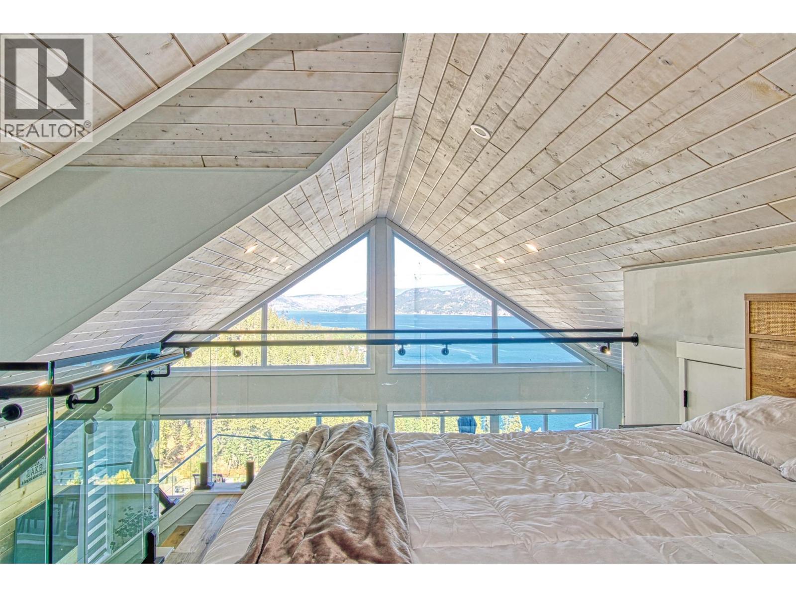 Loft bed - 6725 La Palma Loop Unit# 243, Kelowna, BC - Indoor Photo Showing Bedroom