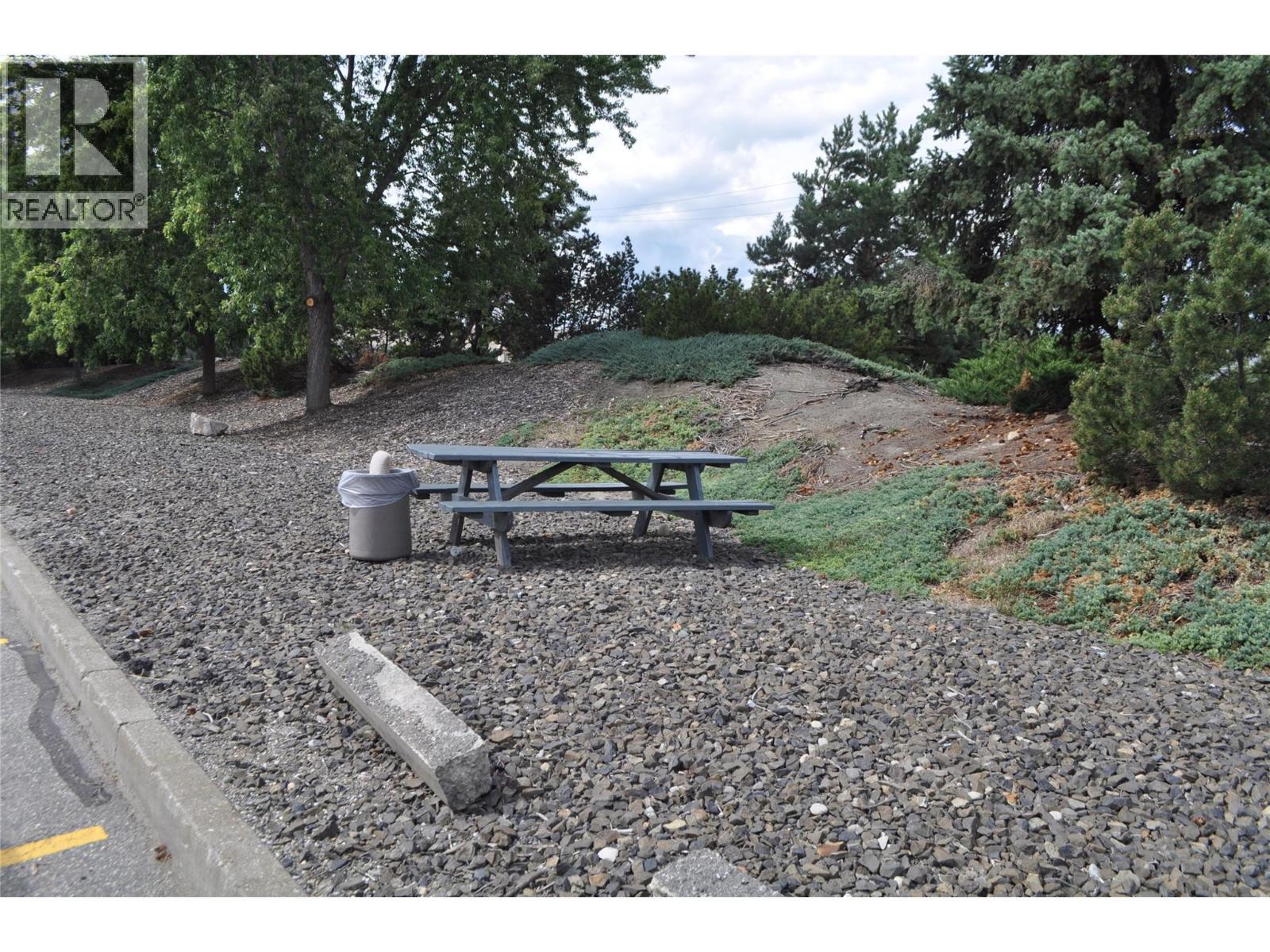 1047 Middleton Way Unit# 109, Vernon, BC - Outdoor