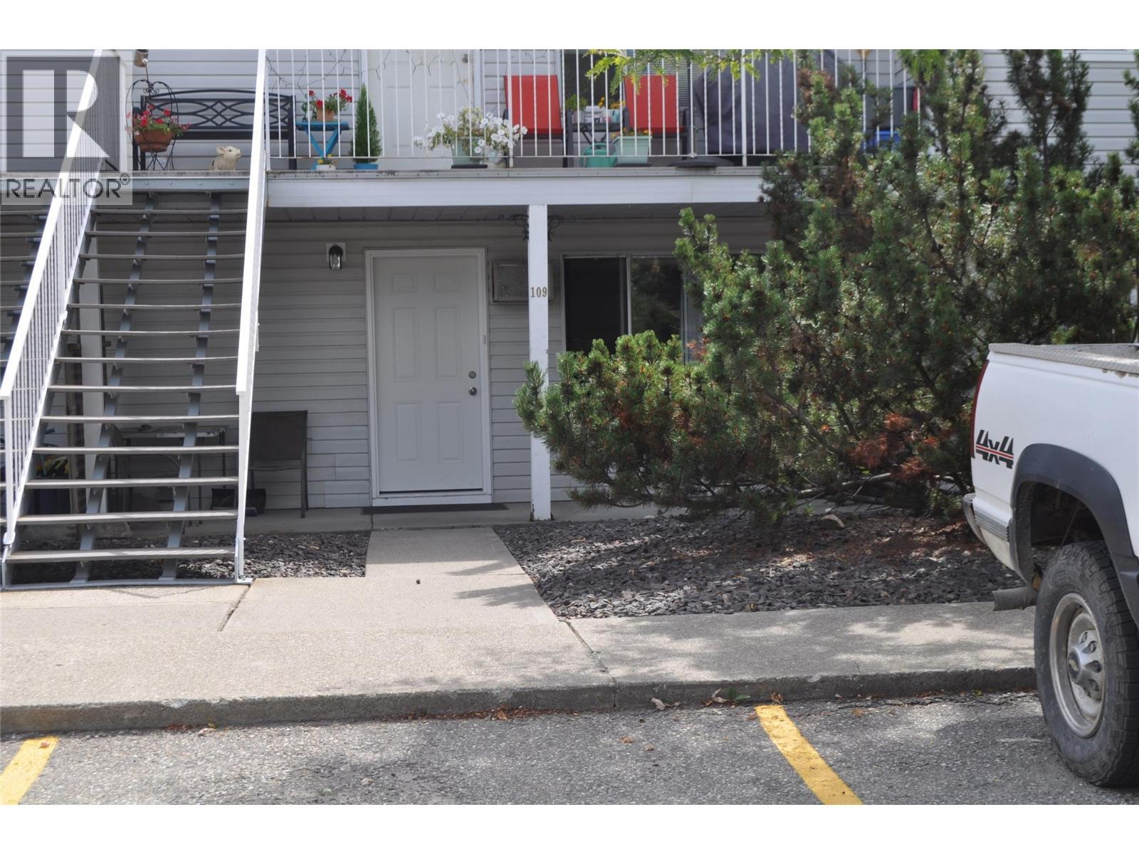 1047 Middleton Way Unit# 109, Vernon, BC - Outdoor