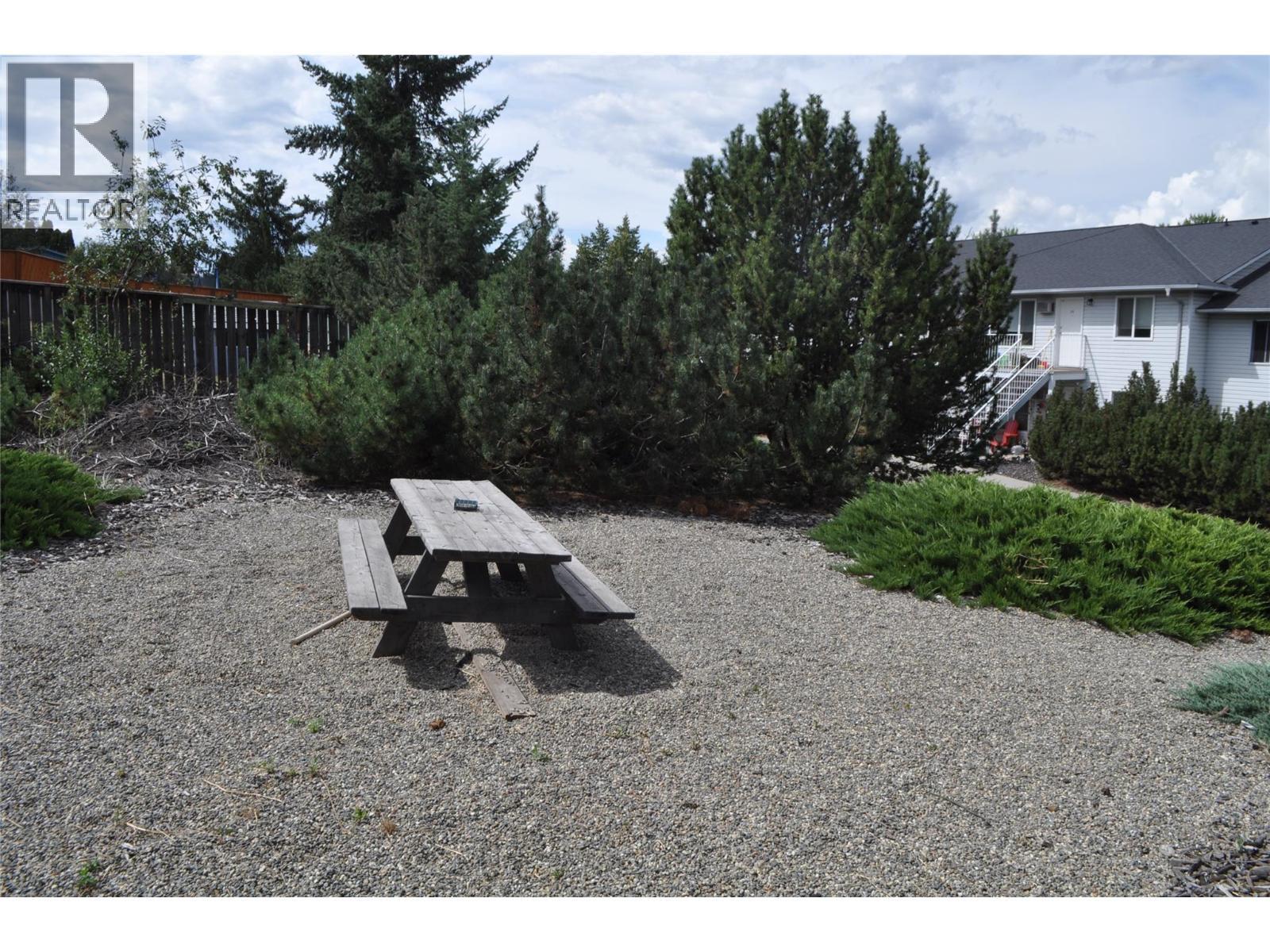 1047 Middleton Way Unit# 109, Vernon, BC - Outdoor