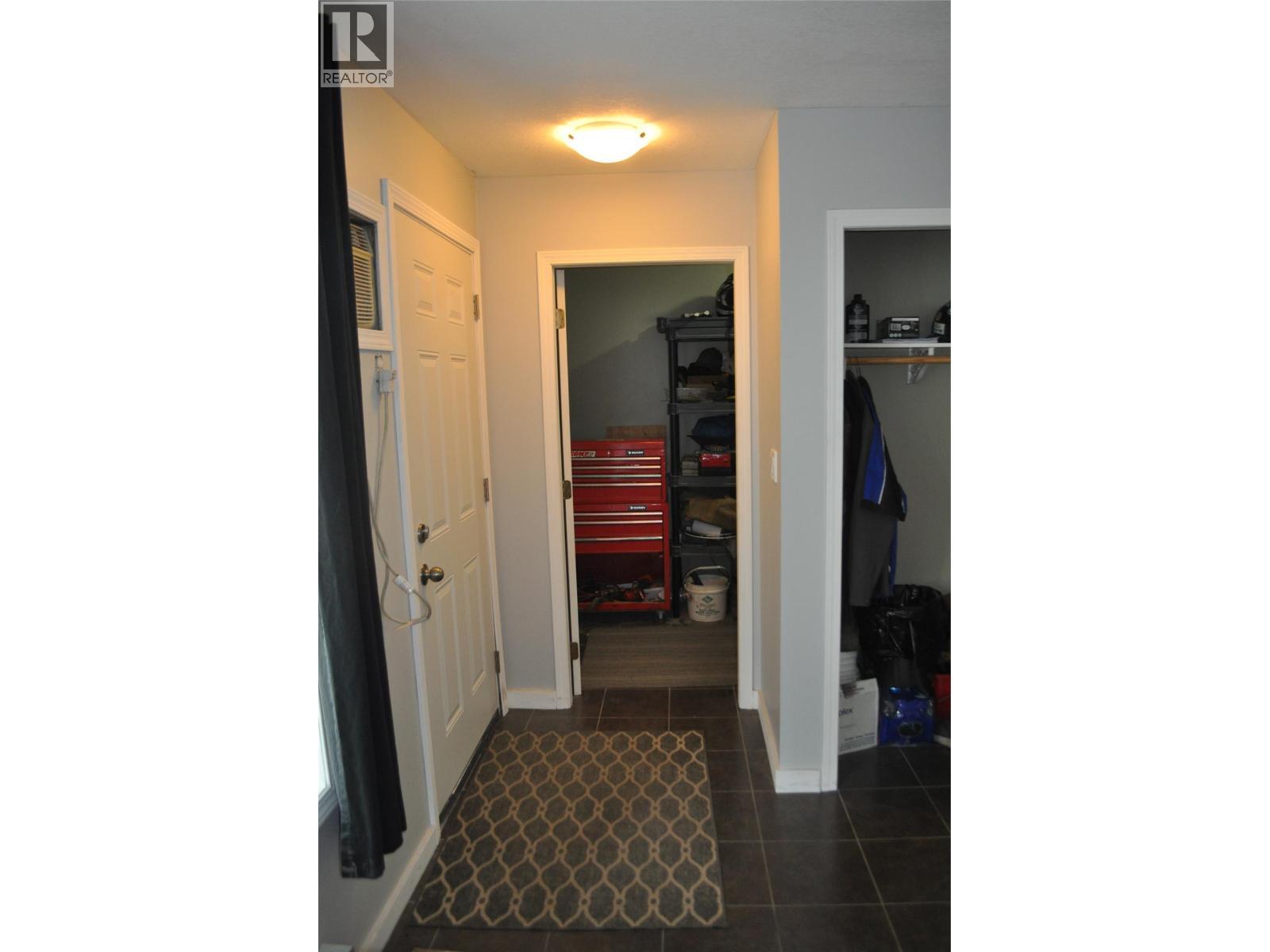 1047 Middleton Way Unit# 109, Vernon, BC - Indoor Photo Showing Other Room