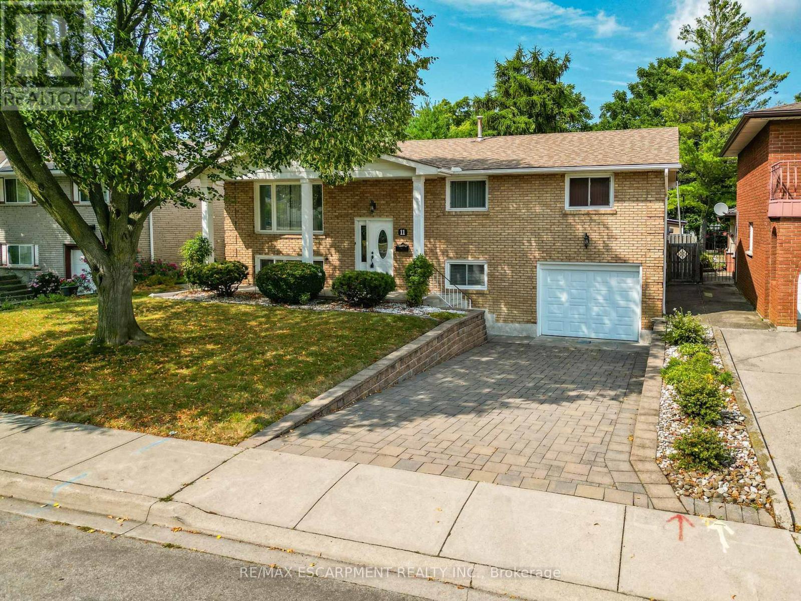 11 Pinard Street, Hamilton, ON - Outdoor With Facade