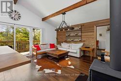 Walkout to sundeck -