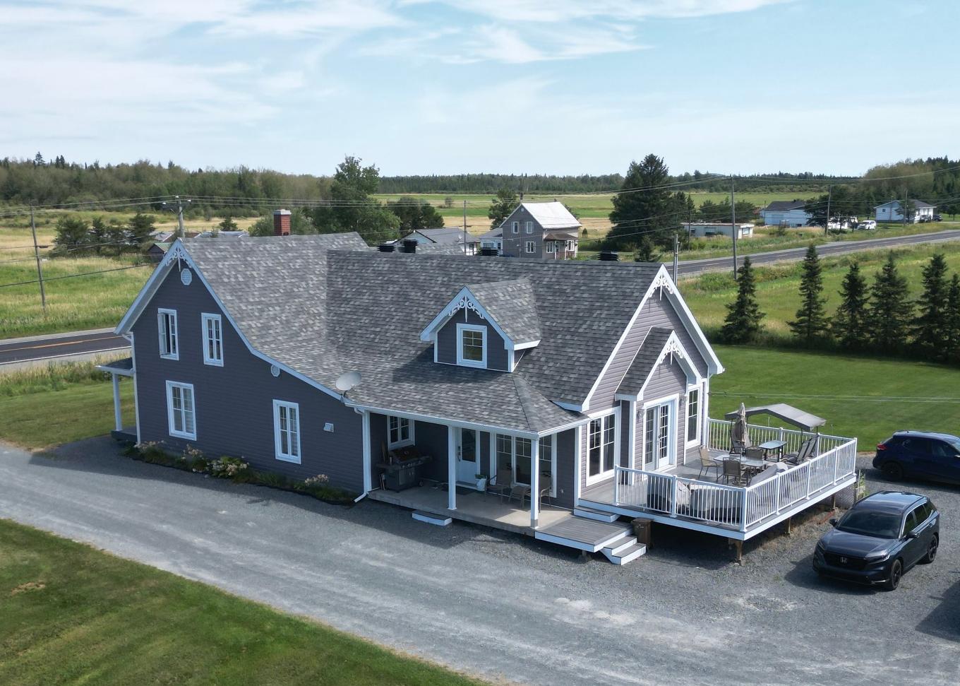 Photo aérienne - 343 - 345 Route 111, Val-D'Or, QC