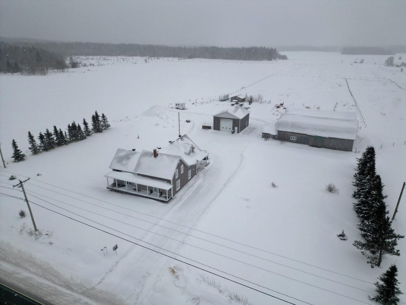 Photo aérienne - 343 - 345 Route 111, Val-D'Or, QC