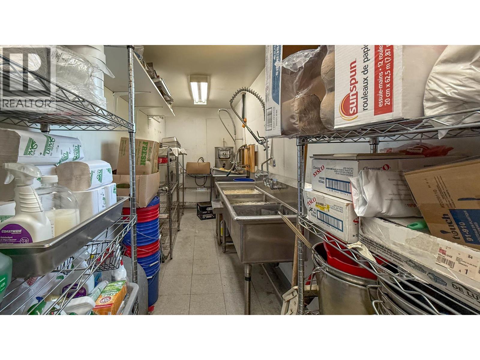 1359 Sutherland Avenue, Kelowna, BC