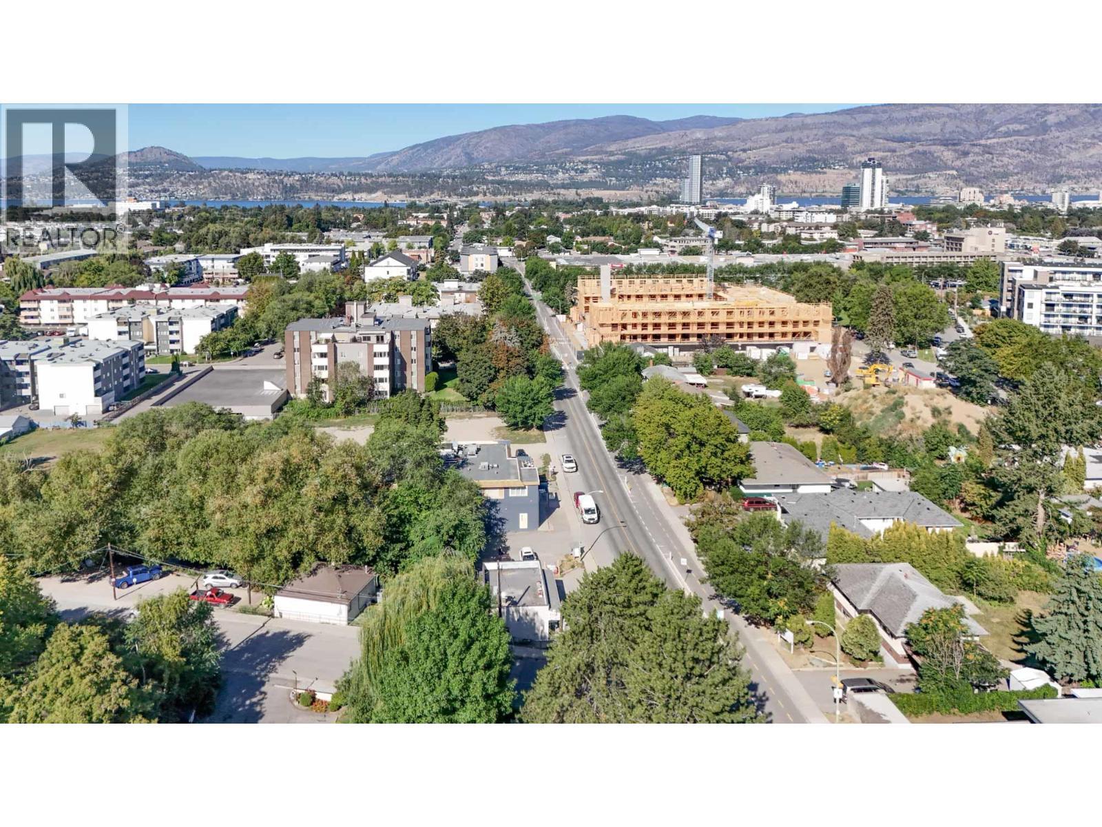 1359 Sutherland Avenue, Kelowna, BC