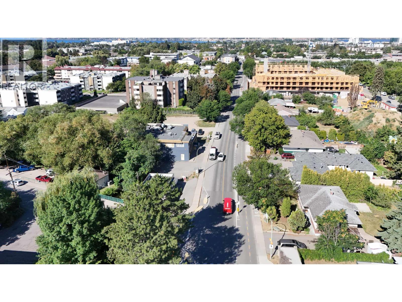 1359 Sutherland Avenue, Kelowna, BC