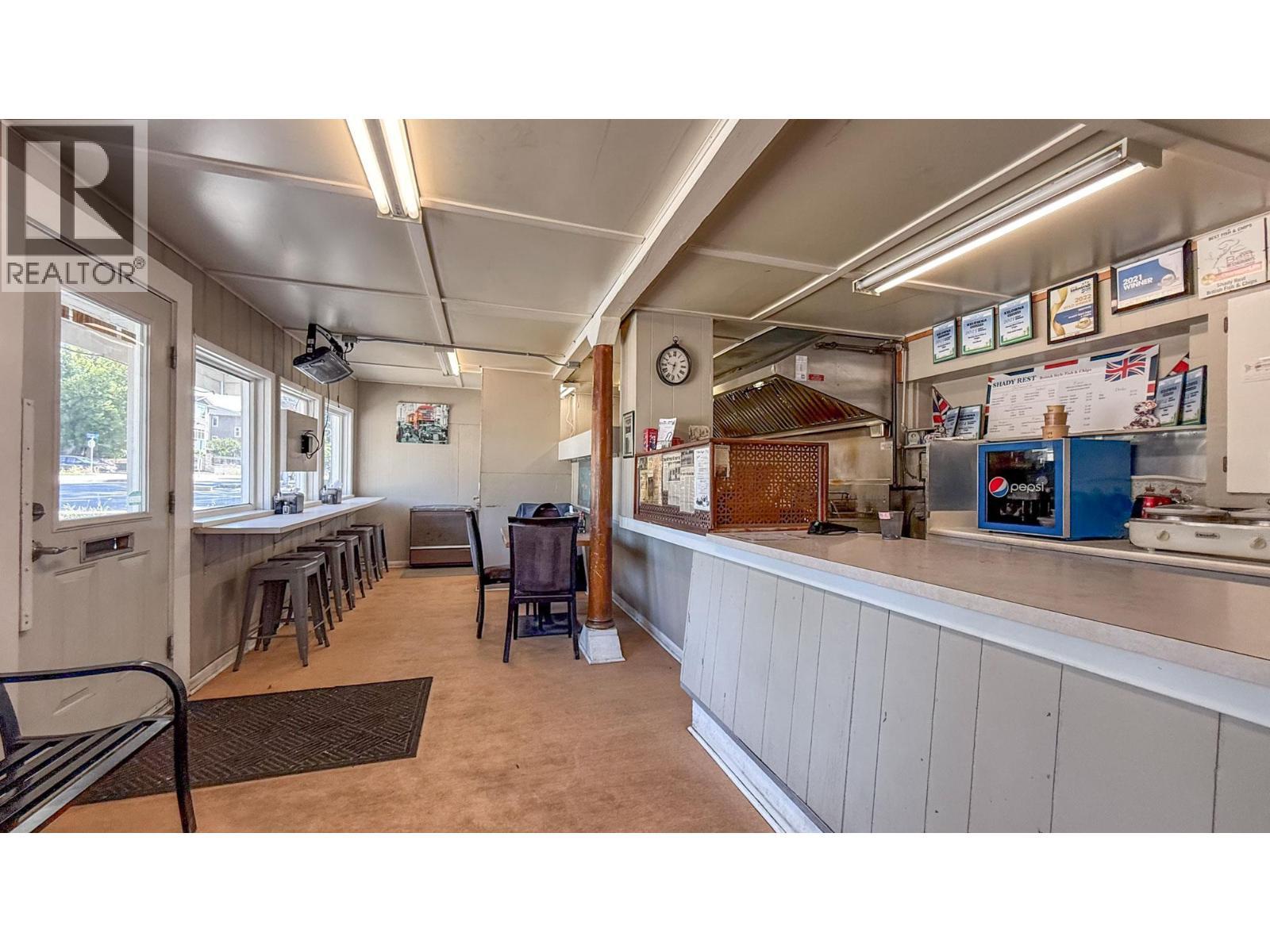 1359 Sutherland Avenue, Kelowna, BC