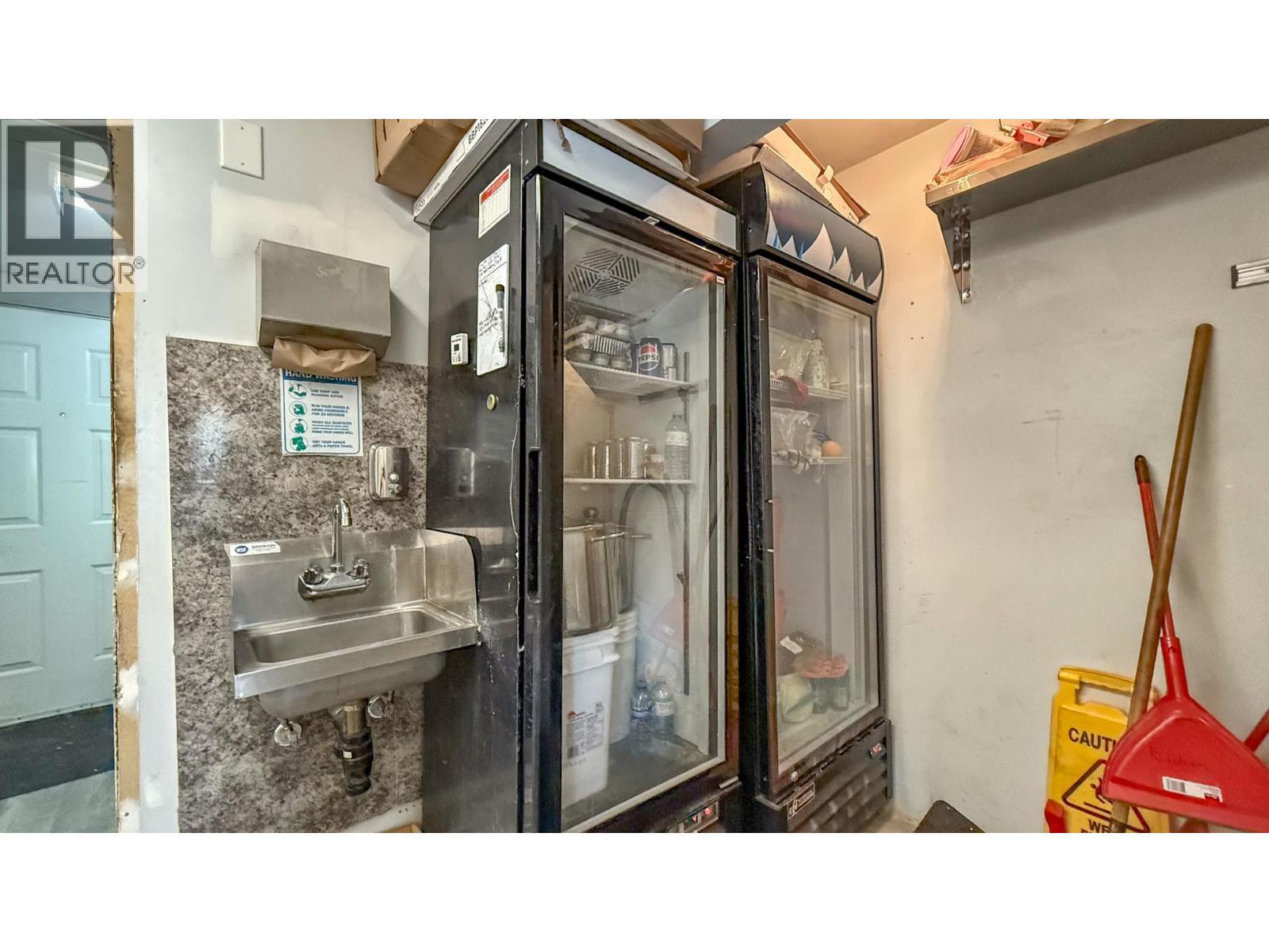 1359 Sutherland Avenue, Kelowna, BC