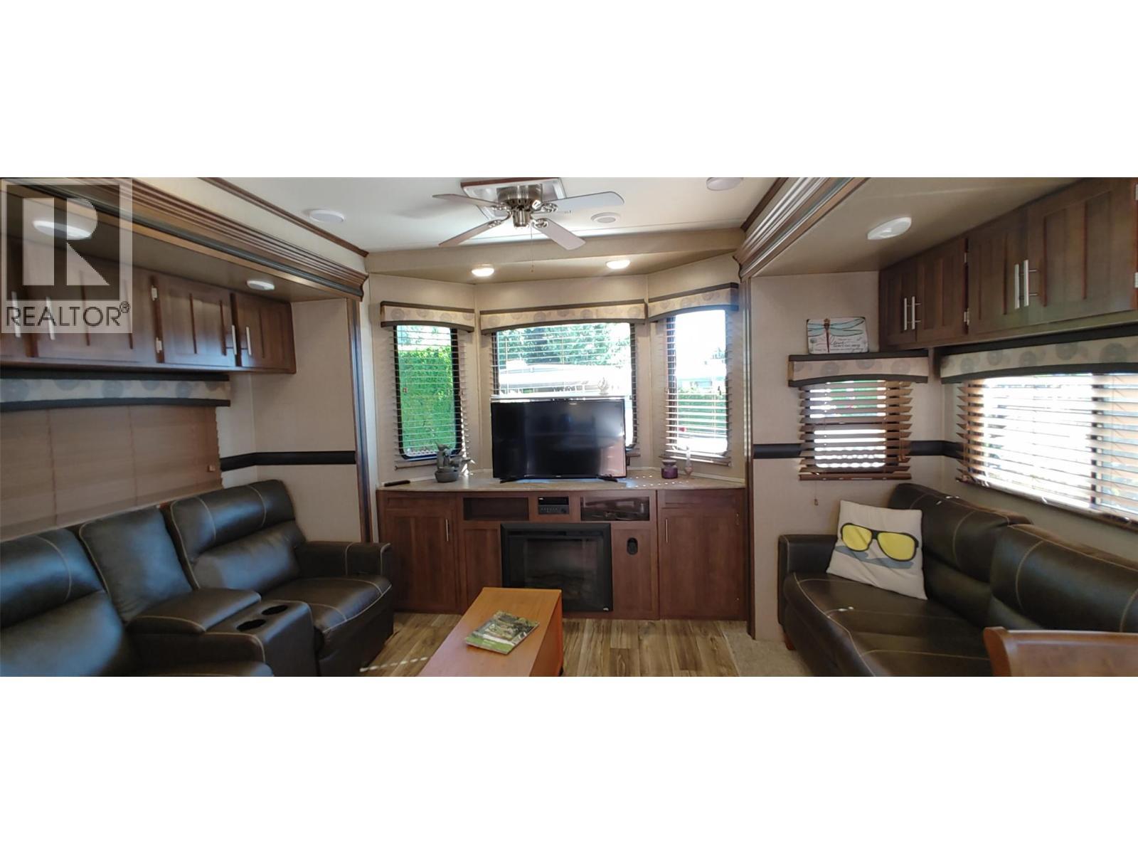 415 Commonwealth Road Unit# 428 Lot# 428, Kelowna, BC