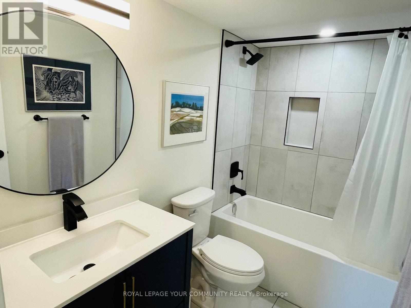 1004 - 50 Inverlochy Boulevard, Markham, ON - Indoor Photo Showing Bathroom