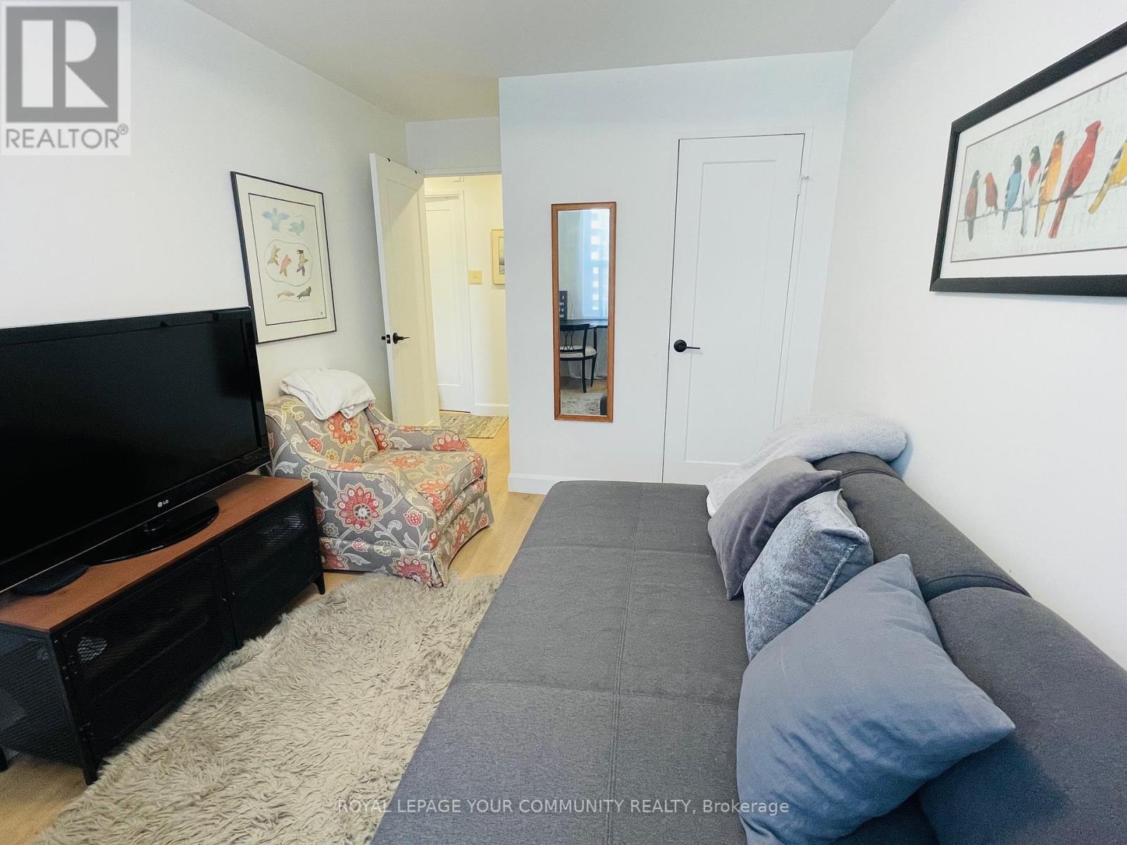 1004 - 50 Inverlochy Boulevard, Markham, ON - Indoor