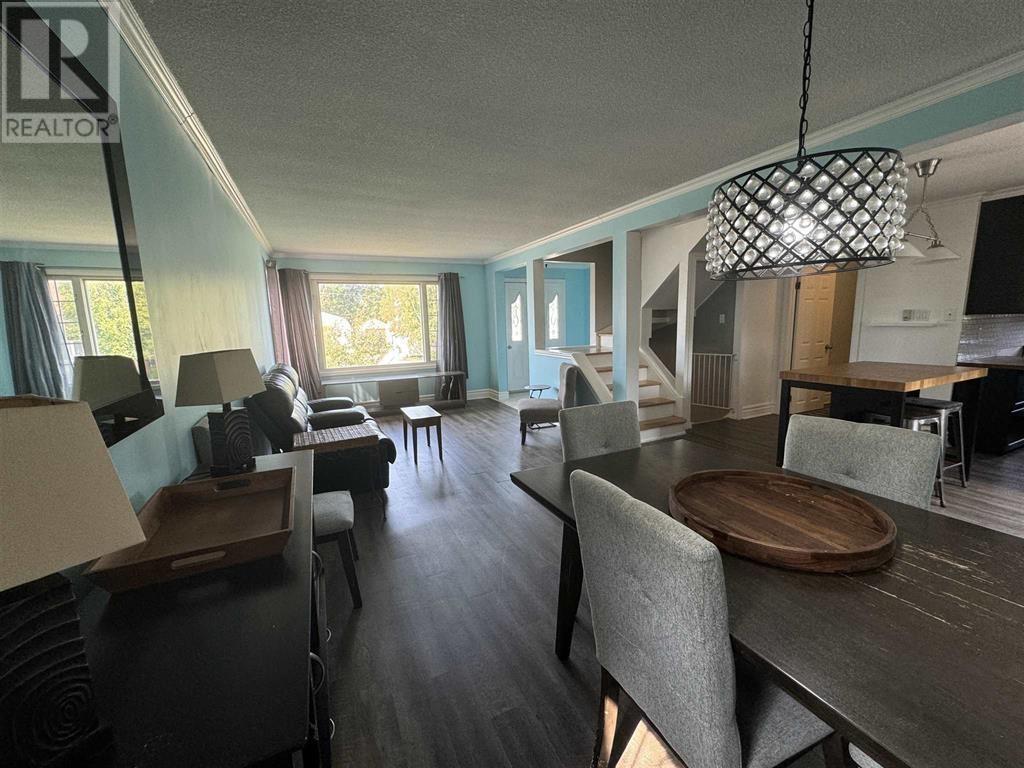 46 Neebig Avenue, Manitouwadge, ON - Indoor