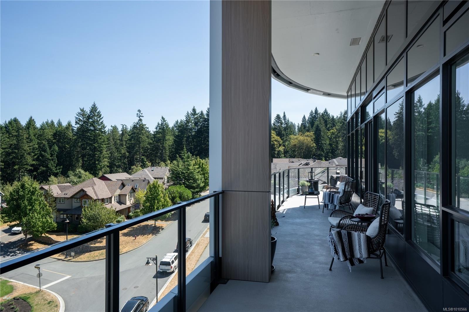 602-2000 Hannington Rd, Langford, BC - Outdoor With Exterior