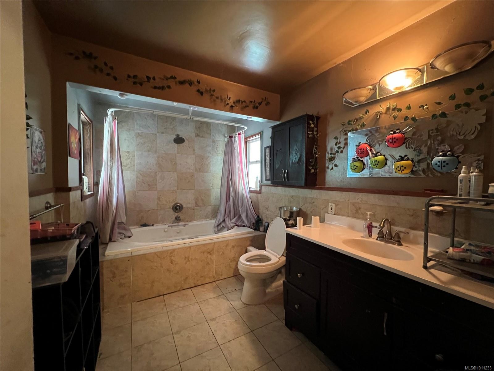 619 Keno Cres, Zeballos, BC