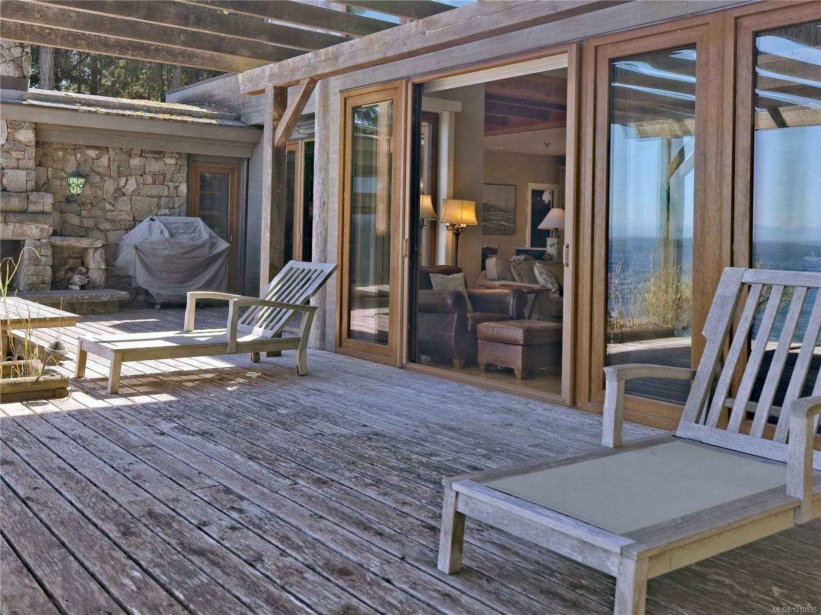 2 37 Salamanca Rd, Galiano Island, BC