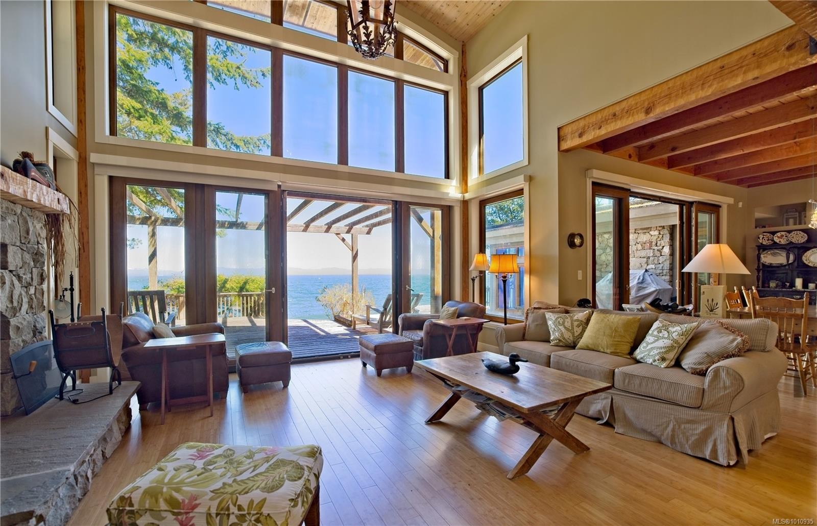 2 37 Salamanca Rd, Galiano Island, BC
